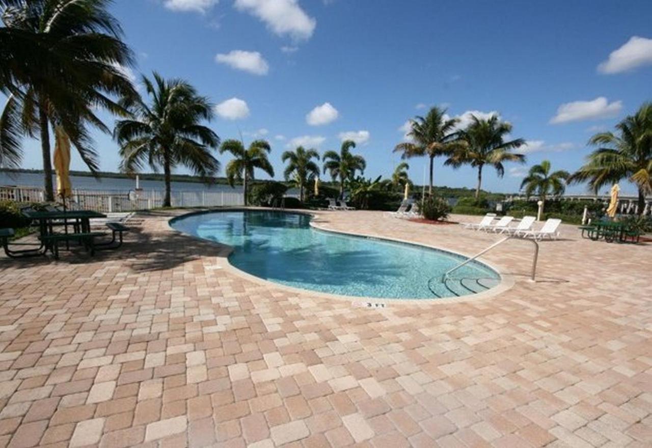 Boca Ciega Resort By Travel Resort Services St. Petersburg Bagian luar foto